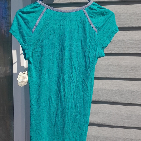 NWT Belle Du Jour Womens M  Teal Button-Front Blouse - Picture 3 of 5